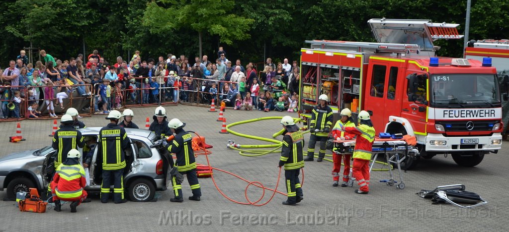 Tag der Offenen Tuer BF Koeln Weidenpesch Scheibenstr P433.JPG